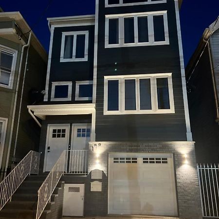 Springview Homes 12Mins From Ewr & 3 Mins From University Hospital Newark Eksteriør billede