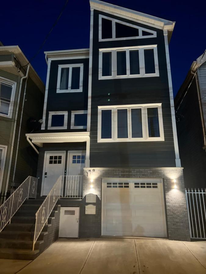Springview Homes 12Mins From Ewr & 3 Mins From University Hospital Newark Eksteriør billede